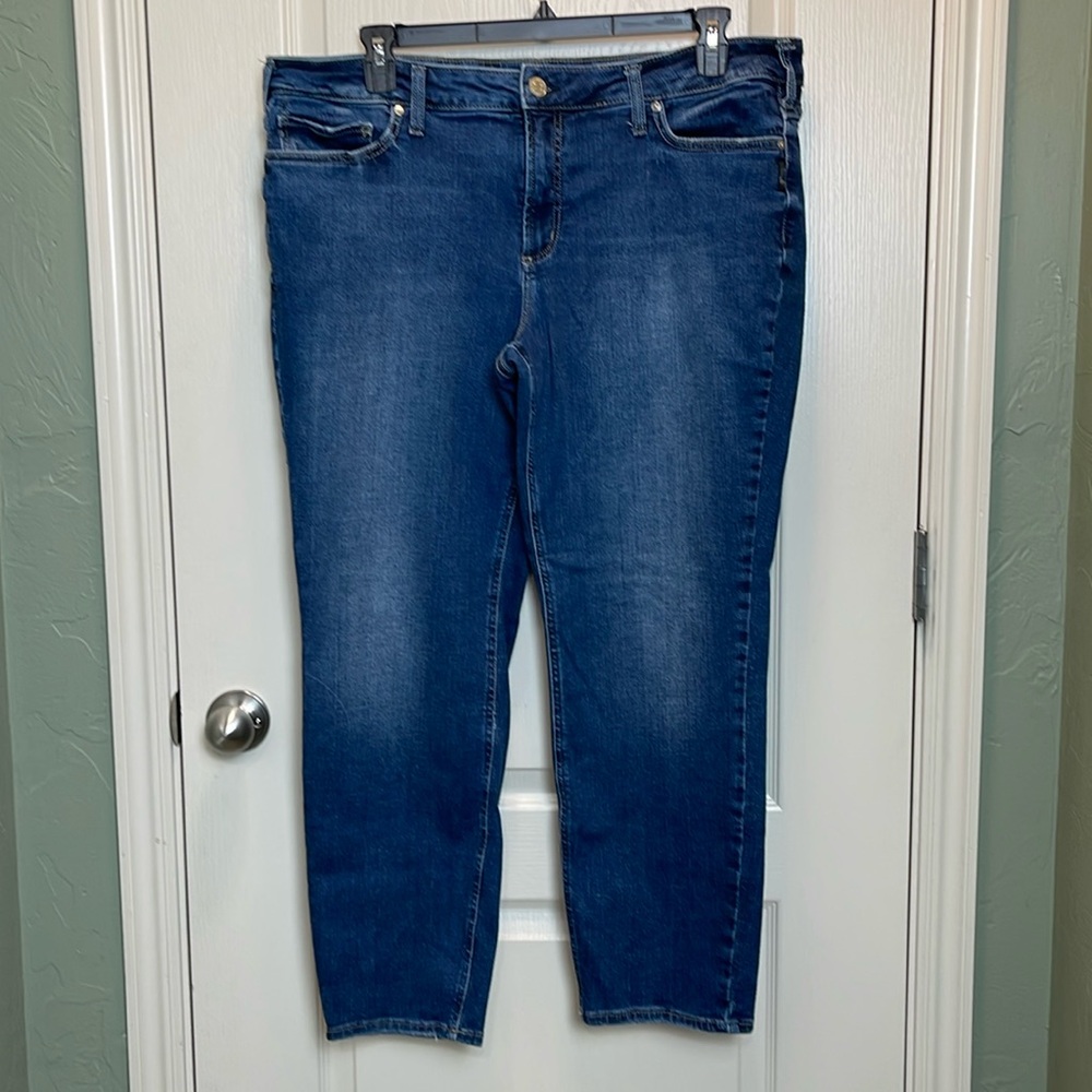 EUC Silver Suki Straight Crop Jeans size 20W L29